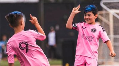 Messi və Suaresin övladlarının qol sevinci gündəm oldu &ndash; FOTO