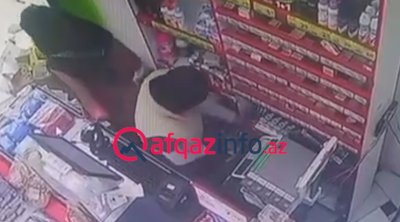 Bakıda qaraçı qadınlar hicab bağlayıb marketi taladı &ndash; ANBAAN VİDEO