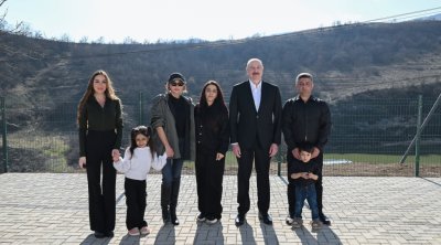 “Mən sizi televizorda görəndə çox sevinirəm” – VİDEO