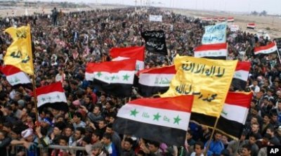 Xameneinin öldürülməsindən sonra Bağdadda etirazlar başladı: &ldquo;ABŞ səfirliyinə doğru...&rdquo; - FOTO