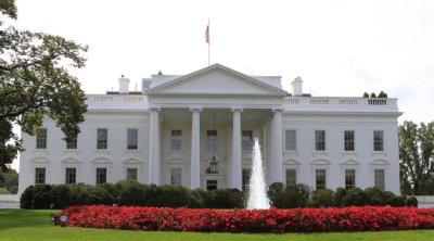 Ağ Ev: &ldquo;Elə yerlərdə silahlarımız var ki, dünyada bir çoxları onlardan xəbərsizdir&rdquo;