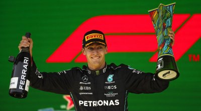 Corc Rassel Avstraliya Qran Prisinin qalibi oldu