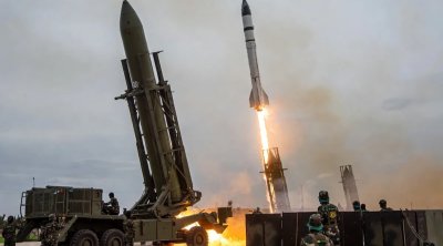 İran Təl-Əvivi yeni ballistik raketlərlə VURDU