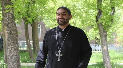 II Qareginin qardaşı oğlu ev dustaqlığından azad edildi