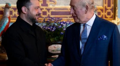 Zelenski Britaniya kralına &ldquo;iPad&rdquo; HƏDİYYƏ ETDİ &ndash; VİDEO