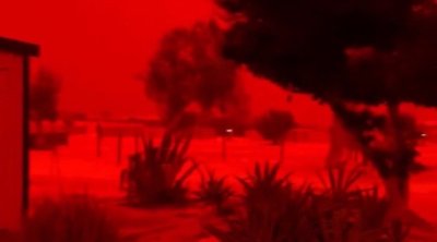 Avstraliyada səma qırmızıya boyandı - VİDEO