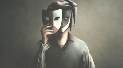 Rusiya cəmiyyətində DÖZÜLMƏZ VƏZİYYƏT - Nasist meylləri artır