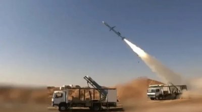 İran Küveyti də VURDU - 10 hərbçi yaralandı