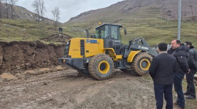 Daşkəsəndə yolda sürüşmə baş verdi &ndash; FOTO/VİDEO