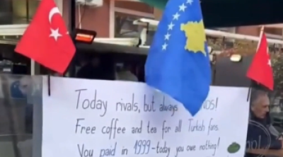 Kosovada türklərə jest: &ldquo;1999-cu ildə siz ödəmisiniz, bu gün borcunuz yoxdur&rdquo; - VİDEO