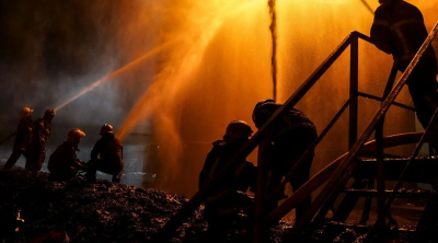 Kiyevin Borşaqovka rayonunda partlayışlar: Yanğın başladı - VİDEO