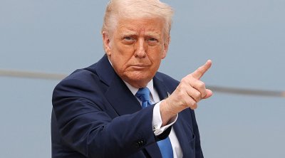 Tramp: “İranda xüsusi əməliyyat keçirdik, yaralı pilotumuz ərazidən götürüldü”