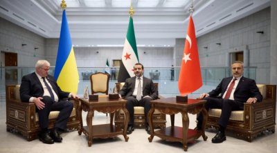 Dəməşqdə Türkiyə, Ukrayna və Suriya XİN başçılarının üçtərəfli görüşü keçirilib
