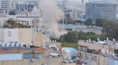 İran İsraili atəşə TUTDU: Yaralananlar var - VİDEO