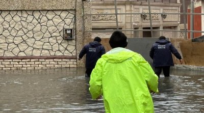 Bakıda yağışın fəsadları belə aradan qaldırılır - FOTO