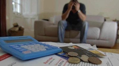 Banka borcu olanların NƏZƏRİNƏ - Maaşınızdan bu qədər tutula bilər