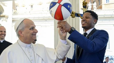 Papanın bu görüntüləri gündəm oldu – VİDEO