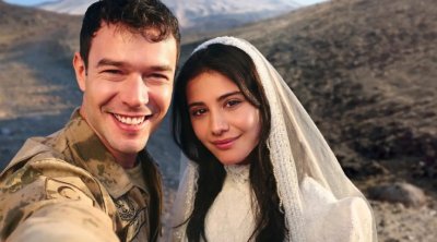 Helinlə Aytaç sevgilidir?