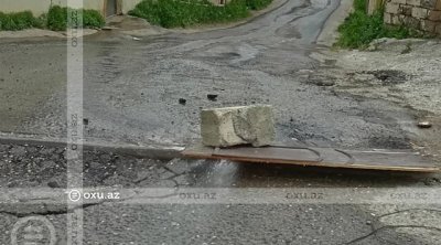 Masazırda su xətti partladı: İçməli su günlərdir ki, yola axır &ndash; FOTO