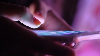 13 yaşlı qız sosial mediada bəyənmə toplamaq üçün 100-dən çox cinayət TÖRƏTDİ