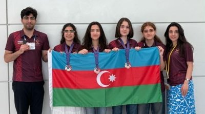 Qızlarımızdan daha bir UĞUR - Bu dəfə Fransada - FOTO