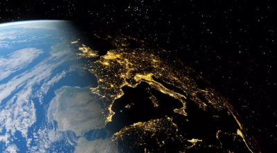 Yer kürəsi ildən-ilə daha işıqlı olur