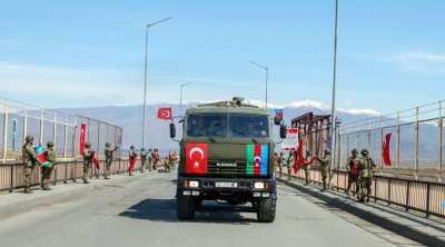 Tanklar, helikopter və ağır silahlar... Qardaşların birgə TƏLİMİ - VİDEO