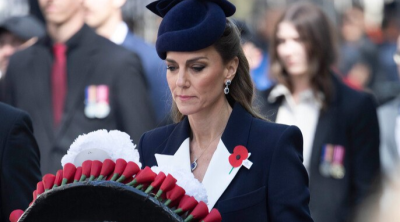 Keyt Middlton geyimi ilə DİQQƏT ÇƏKDİ: II Elizabetin obrazını təkrarladı