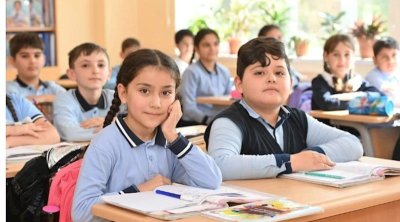 Dövlət məktəblərində xarici dildə oxumaq istəyən şagirdlərin DİQQƏTİNƏ