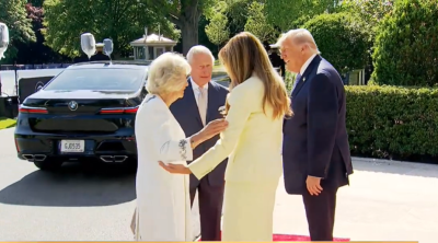 Britaniya Kralı Ağ Evdə belə qarşıland &ndash; VİDEO