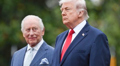 Tramp Britaniya Kralı ilə qohum imiş...