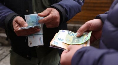 İran rialı dollara nisbətdə rekord həddə ucuzlaşdı