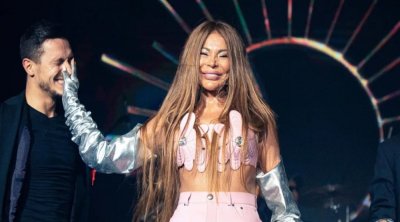 Aygün Kazımova səhhətinə görə konsertini təxirə saldı - FOTO