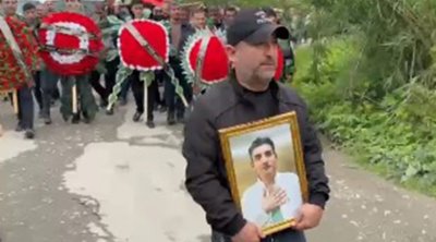 Asif həkim dəfn edildi &ndash; VİDEO