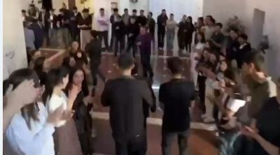 Tələbələrdən müəllimlərinə unudulmaz JEST &ndash; FOTO/VİDEO
