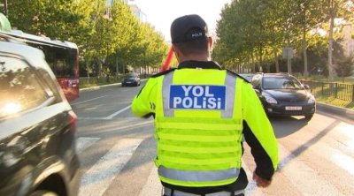 Yol polisindən rayonlara səfərə hazırlaşan sürücülərə XƏBƏRDARLIQ