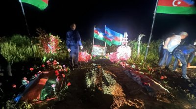 Şəhid Müşfiq Abbasovun məzarı doğulduğu kəndə köçürüldü -FOTO