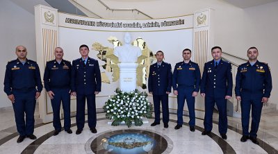 Azərbaycan və Özbəkistan HHQ nümayəndələri Bakıda görüşdü - FOTO