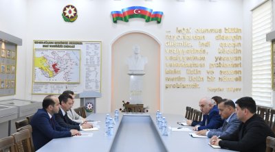 Dövlət Komitəsində AzQAC və IFRC Azərbaycan nümayəndəliyinin əməkdaşları ilə görüş keçirilib &ndash; FOTO