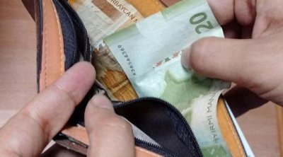Krediti kreditlə bağlamaq: Çıxış yolu, yoxsa...
