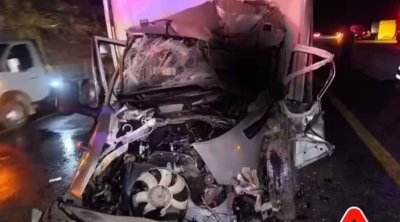 Sükan arxasında yuxulayan sürücü ağır qəza TÖRƏTDİ &ndash; Ölən var &ndash; VİDEO