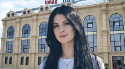 "İdrak" liseyində müəllimi güllələyən şagirdin məhkəməsi başladı