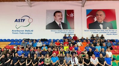 Bakıda veteran stolüstü tennisçilərin ölkə çempionatına start verildi - FOTO