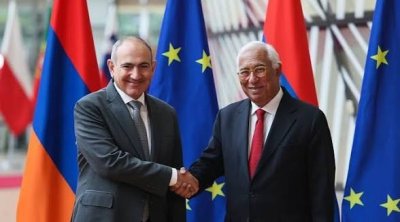 Koştadan Paşinyana mesaj: "Bu qələbə regionun sülhsevər gələcəyinə investisiyadır"