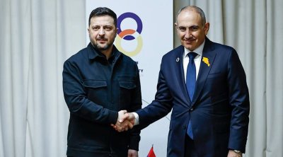 Zelenskidən Paşinyana TƏBRİK