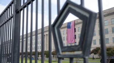 ABŞ &ldquo;Alibaba&rdquo;, BYD kimi Çin şirkətlərini qara siyahıya saldı
