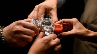 Ölkəmizdə arağa meyillilik artır &ndash;Biz niyə içirik?