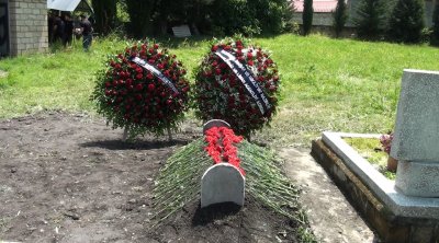Azov dənizində həlak olan kapitan köməkçisi DƏFN EDİLDİ - FOTO