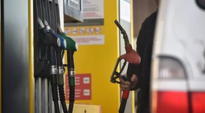 Rusiyada yanacaq BÖHRANI – Keyfiyyətsiz benzin istehsalına icazə verildi