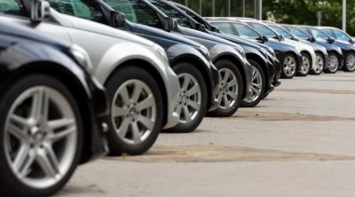 Avtomobil bazarında ŞOK ENİŞ
